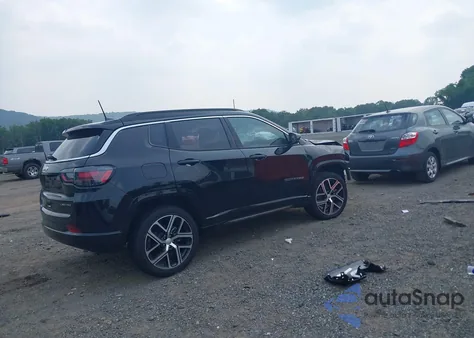 2024 Jeep Compass Limited z USA, uszkodzony, nr VIN 3C4NJDCN8RT139858